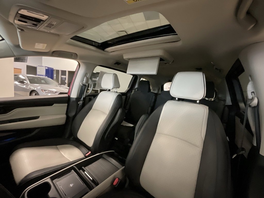 Used 2025 Honda Odyssey Elite image 10