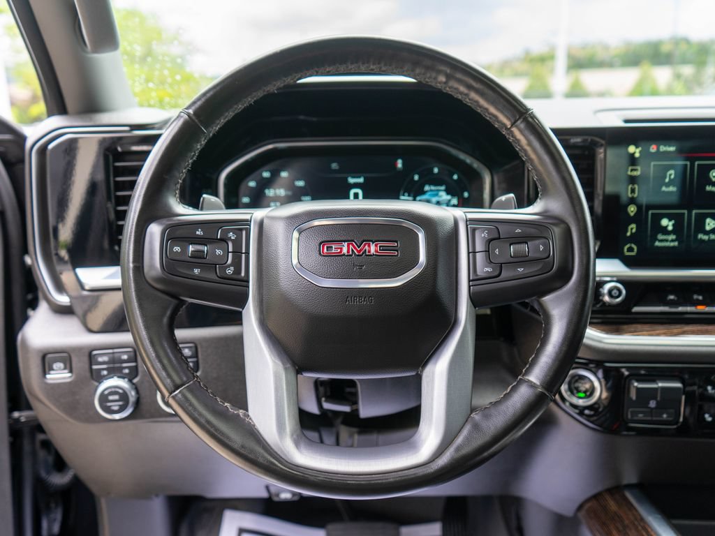 Used 2024 GMC Sierra 1500 Elevation w/ Elevation Premium Package AWD/4WD image 15