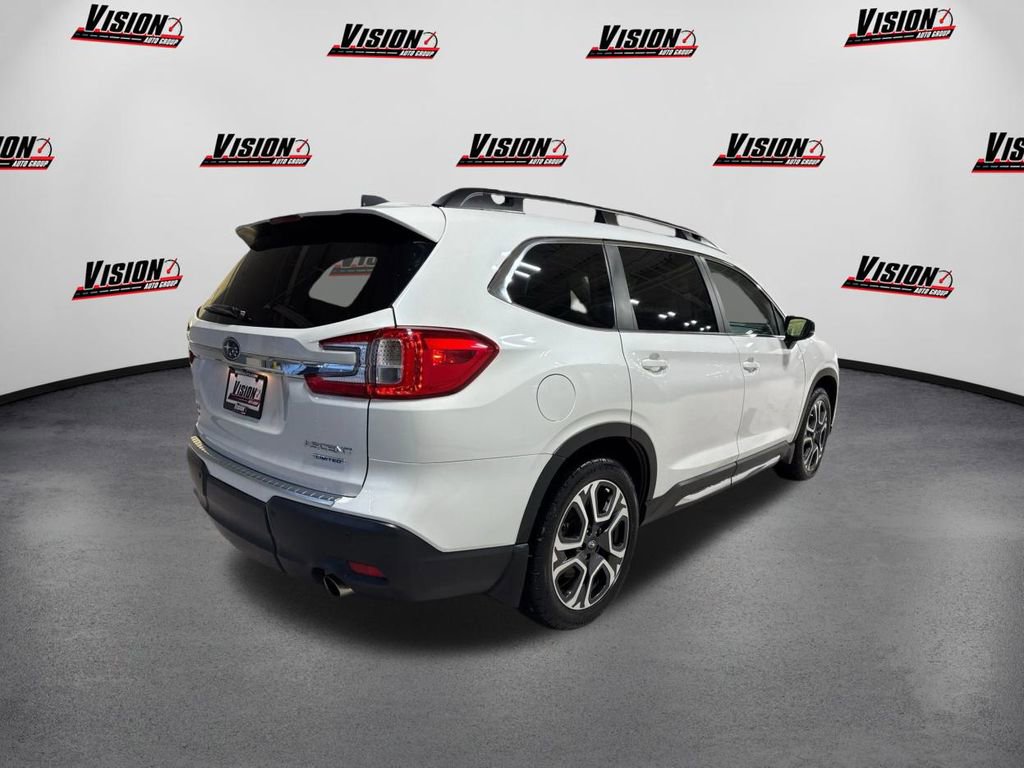 Used 2024 Subaru Ascent Limited w/ Technology Package image 5