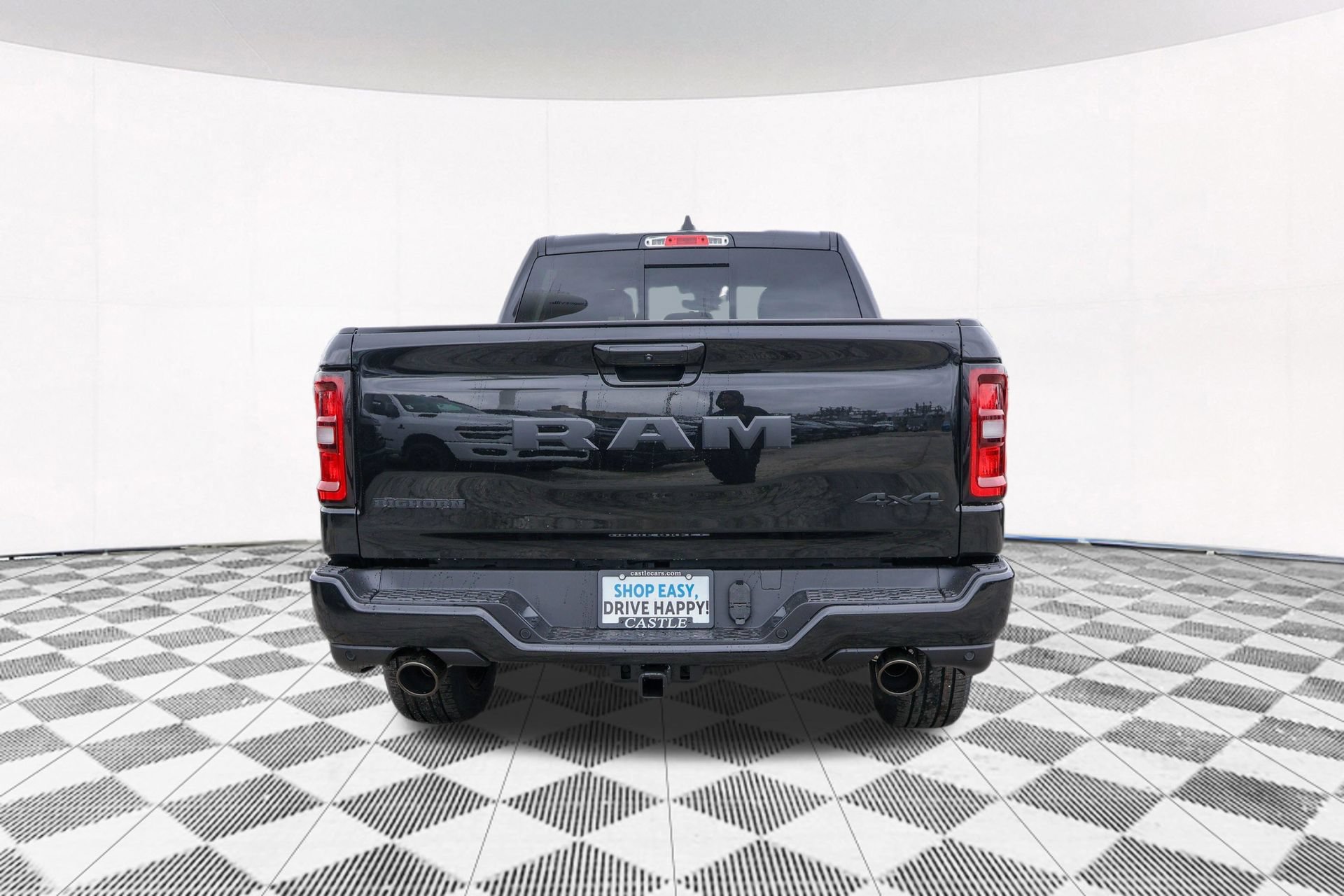New 2026 RAM 1500 4x4 Crew Cab image 11