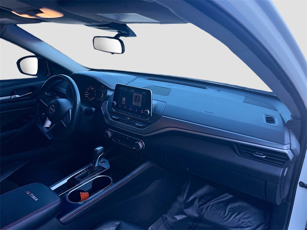 Used 2023 Nissan Altima 2.5 SR image 27