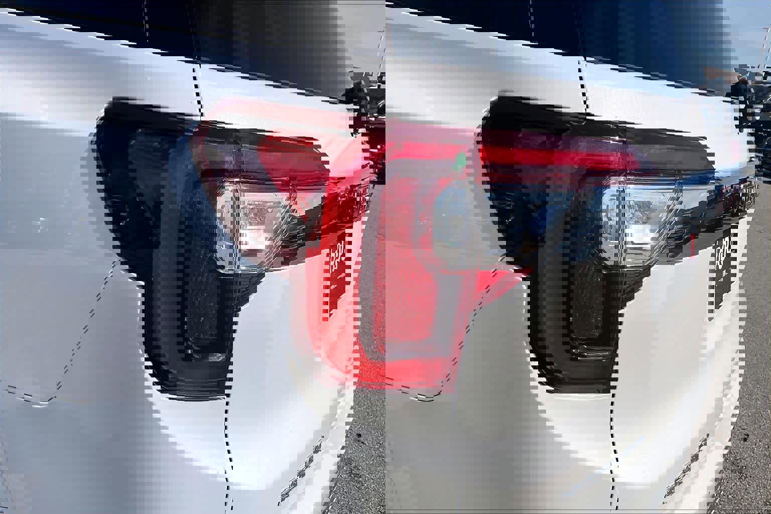 Certified 2023 GMC Acadia Denali w/ Denali Ultimate Package image 28