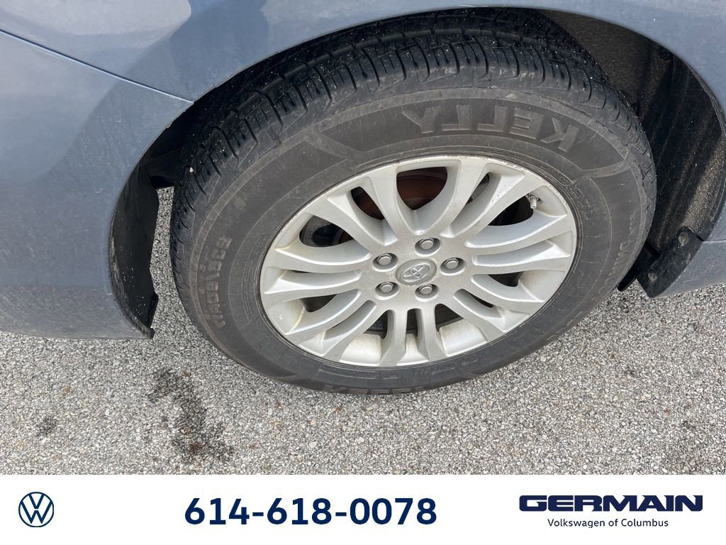 Used 2017 Toyota Sienna XLE Premium image 17