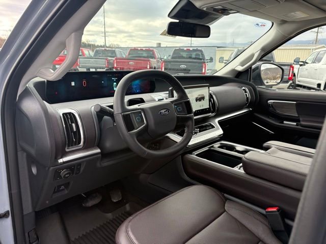 New 2026 Ford Expedition Platinum w/ Platinum Ultimate Package image 4