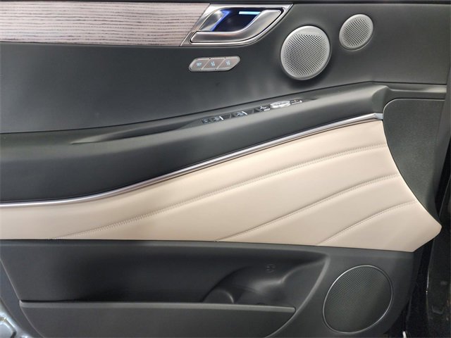 New 2026 Genesis GV80 2.5T Prestige image 7