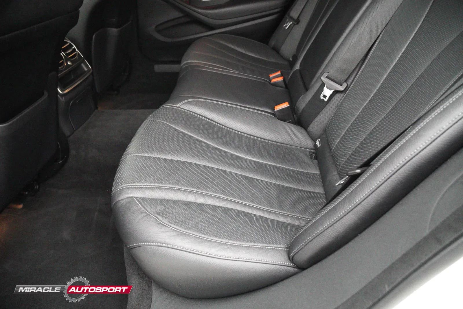 Used 2017 Mercedes-Benz S 550e image 24