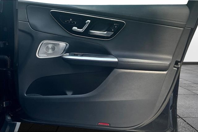 Certified 2025 Mercedes-Benz GLC 350e 350e image 31