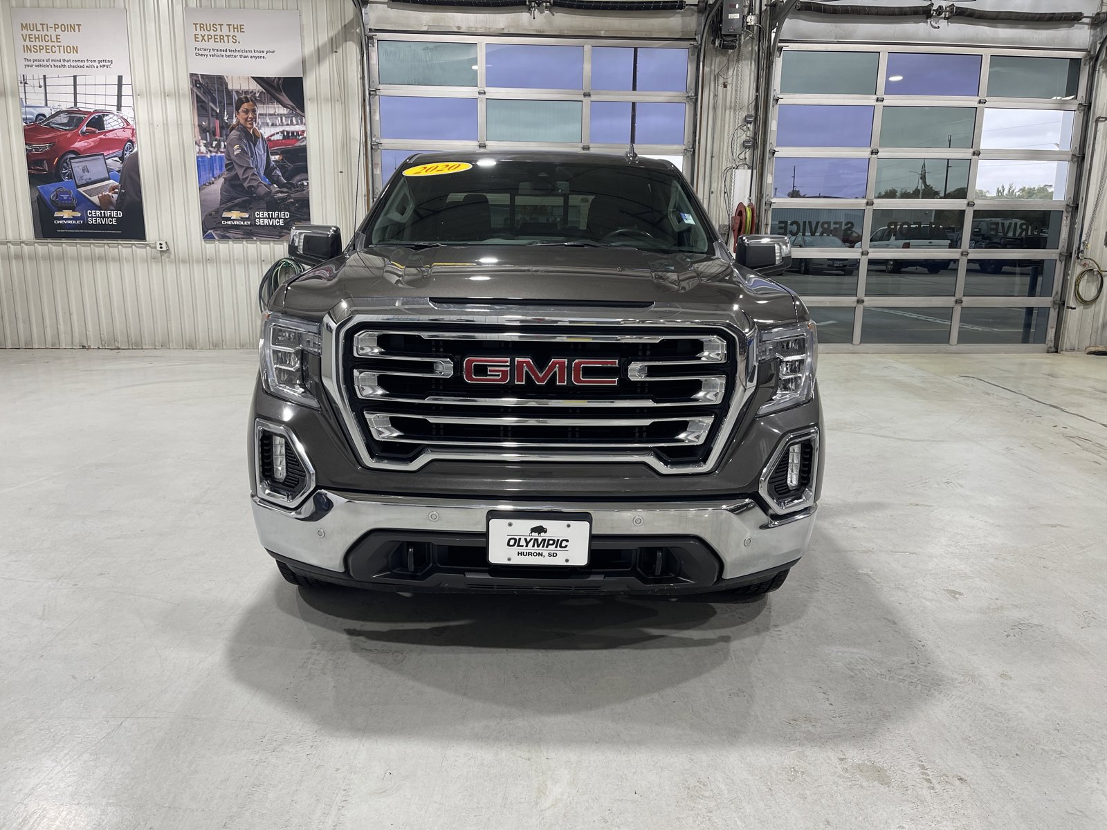 Used 2020 GMC Sierra 1500 SLT w/ SLT Premium Plus Package AWD/4WD image 3