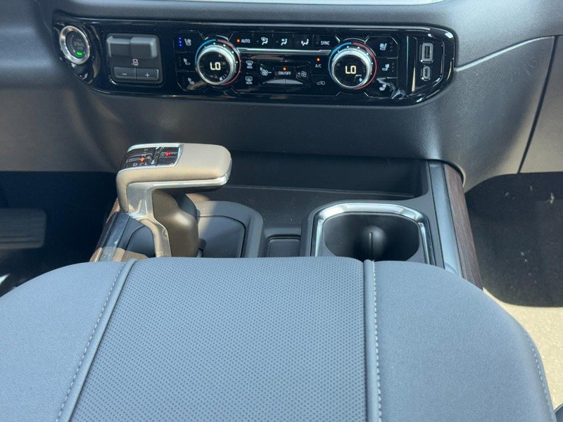 New 2026 GMC Sierra 1500 SLT w/ SLT Premium Package image 11