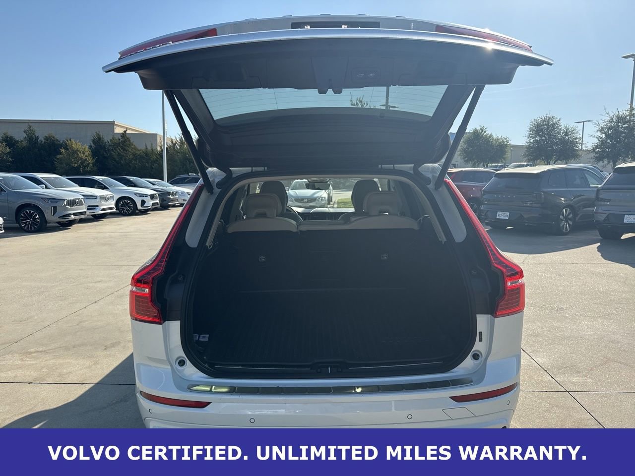 Certified 2024 Volvo XC60 B5 Plus w/ Protection Package Premier image 9