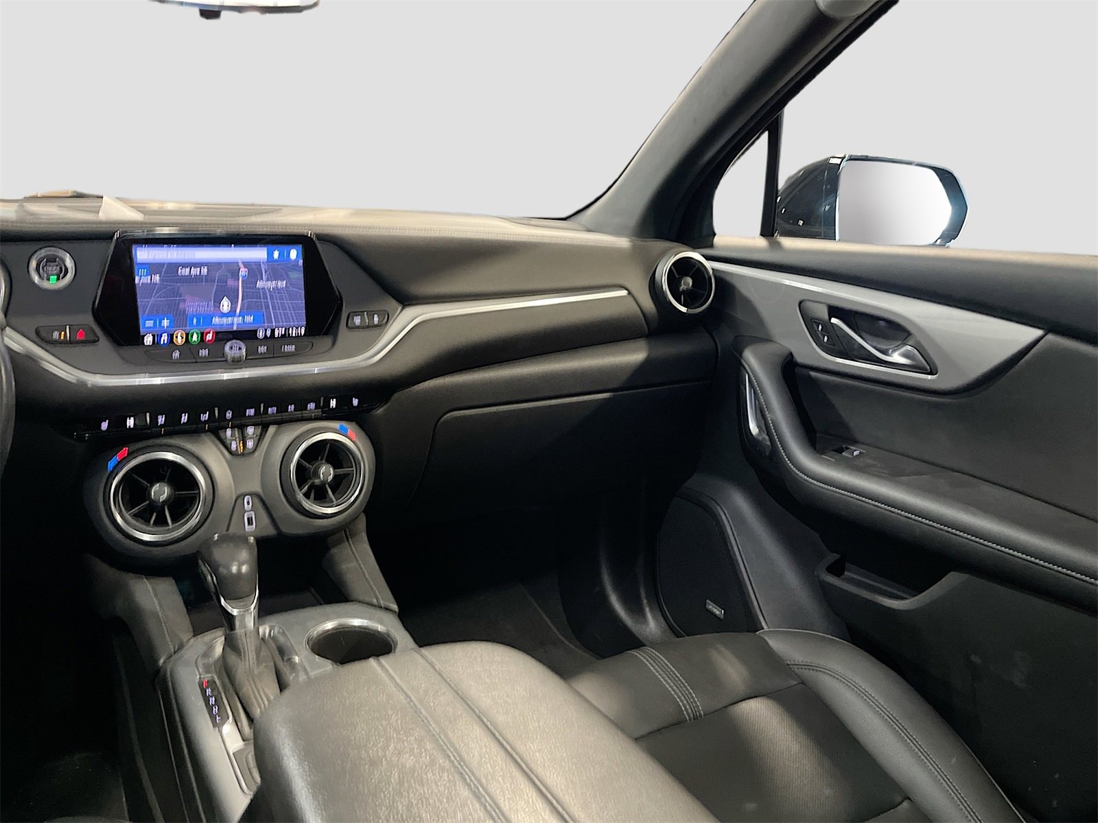 Used 2022 Chevrolet Blazer LT w/ Sound & Technology Package image 25