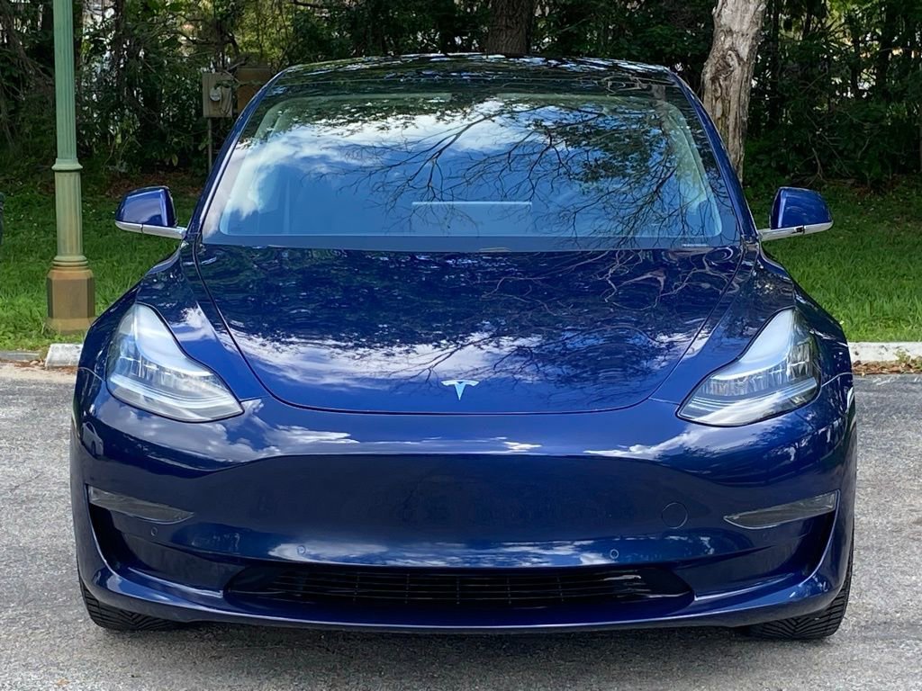Used 2020 Tesla Model 3 Standard Range Plus image 3