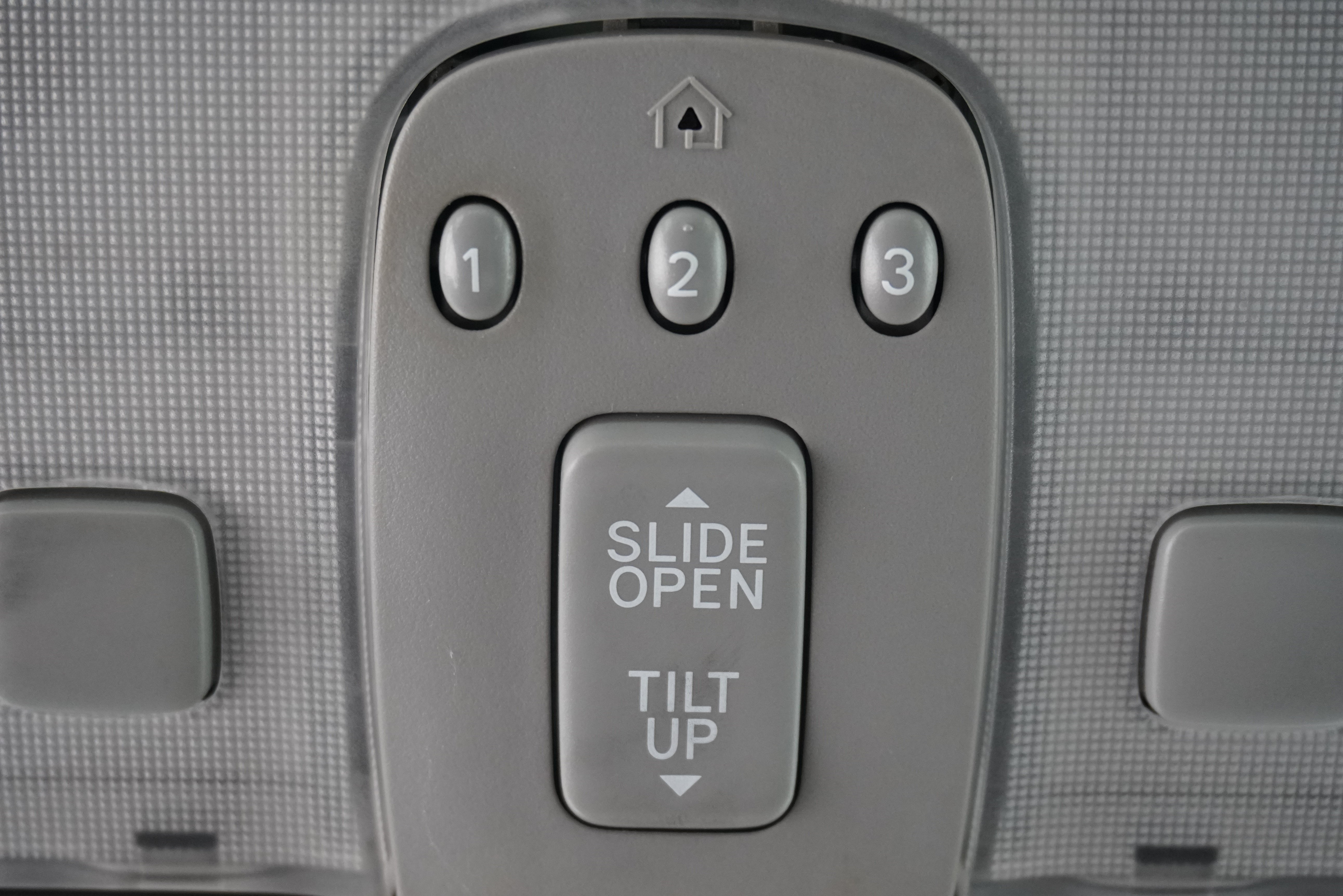 Used 2005 Lexus ES 330 w/ Preferred Accessory Pkg FWD image 22