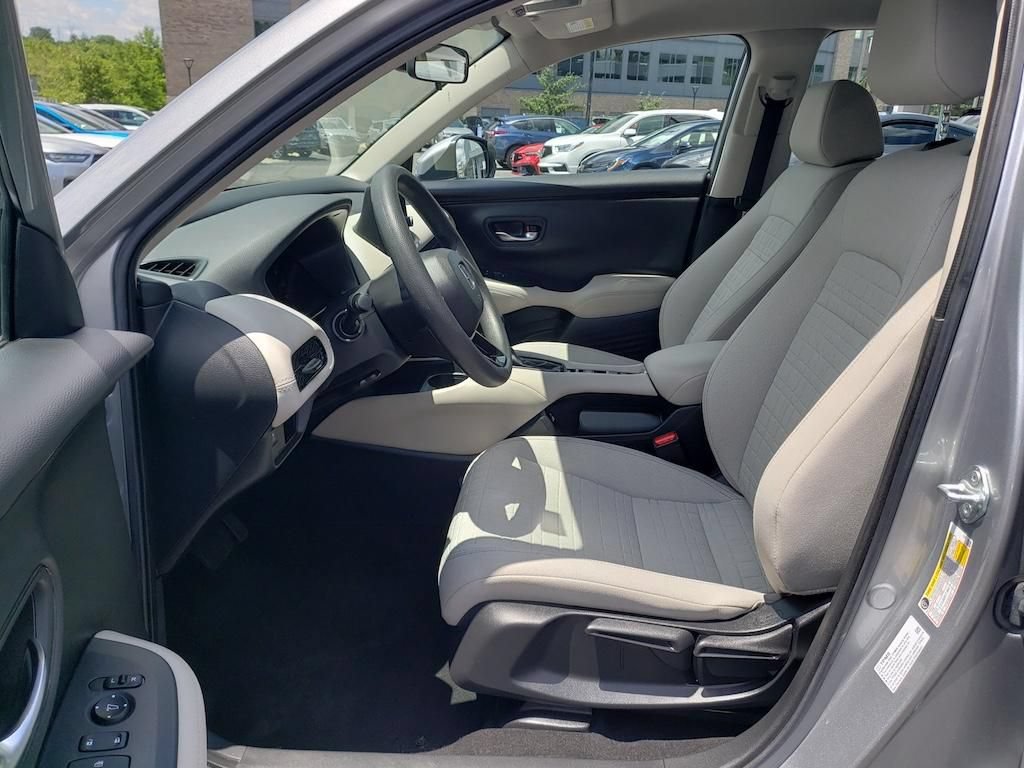 Used 2023 Honda HR-V LX image 14