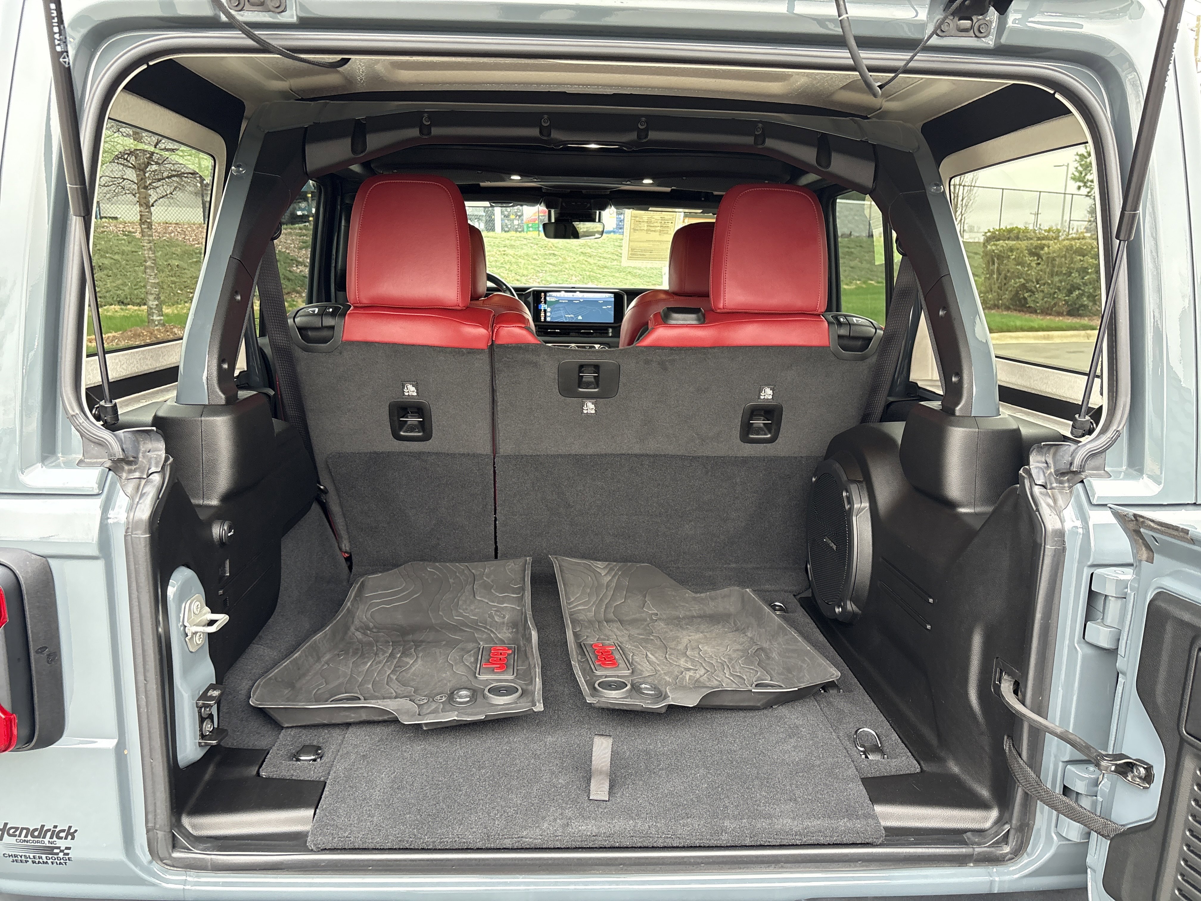 Certified 2024 Jeep Wrangler Unlimited Rubicon 392 w/ Dual Top Group AWD/4WD image 34