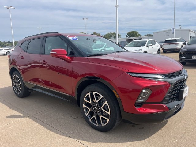 Used 2024 Chevrolet Blazer RS image 1