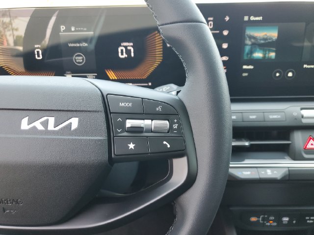 New 2026 Kia K4 EX FWD image 29