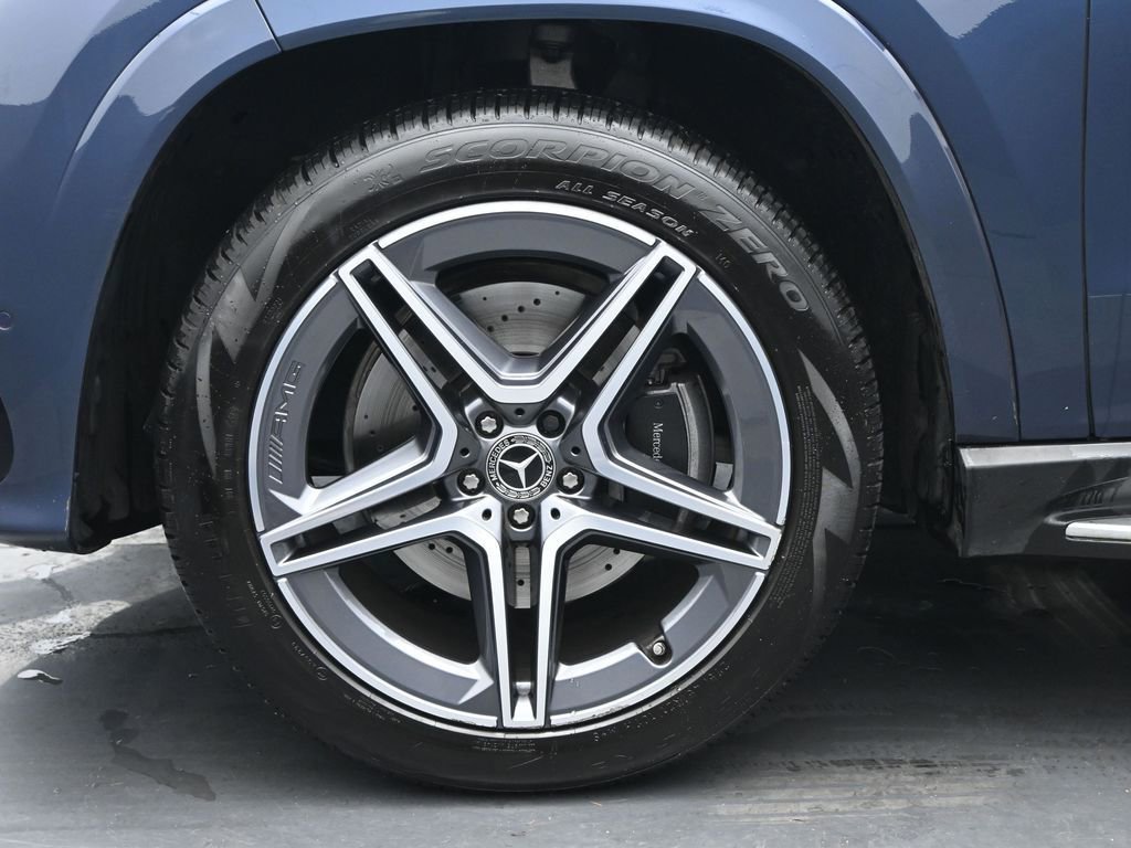 Used 2025 Mercedes-Benz GLS 450 4MATIC image 27