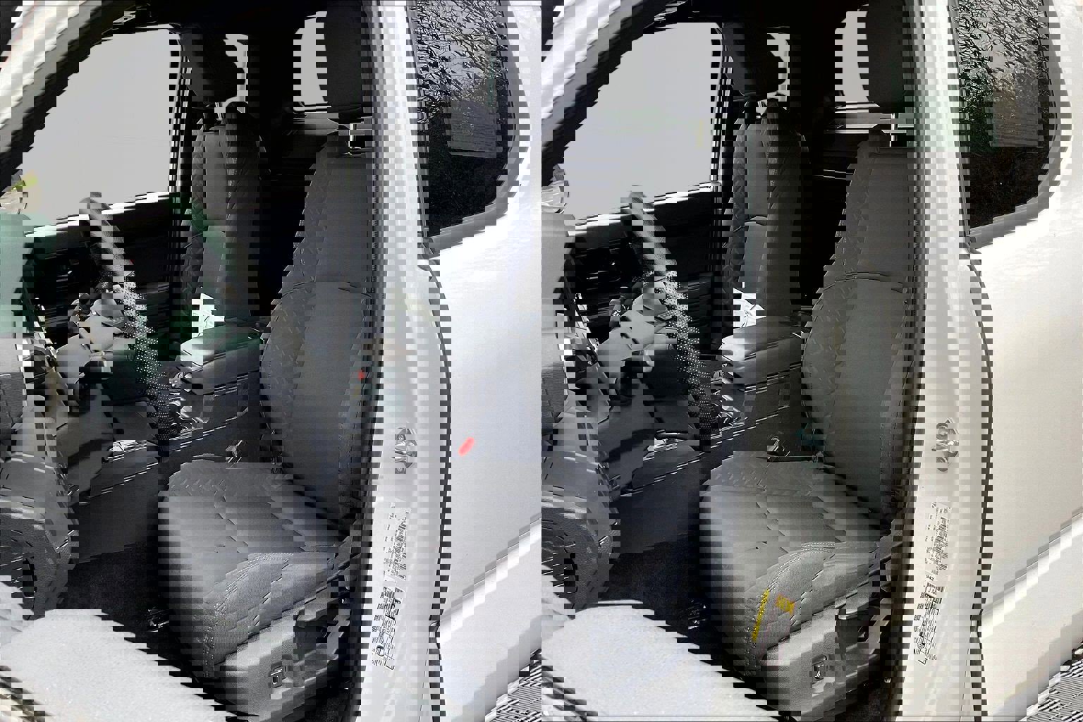 Used 2024 Toyota Tacoma SR image 21