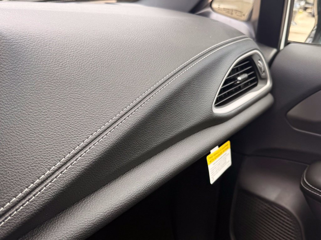 New 2026 Chrysler Pacifica Select FWD image 20