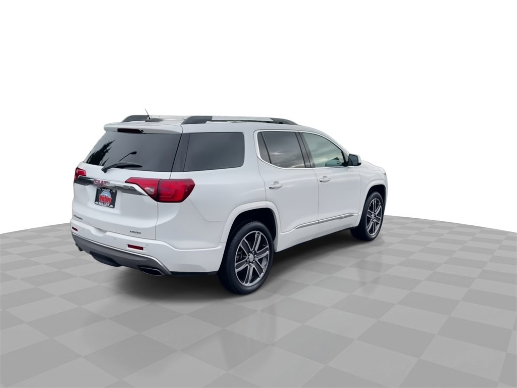 Used 2018 GMC Acadia Denali w/ Technology Package image 8