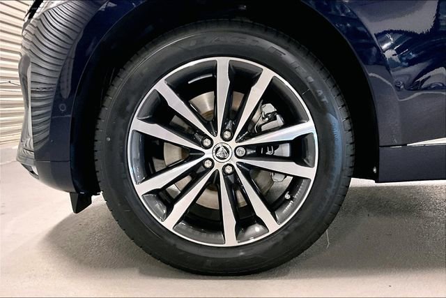 New 2026 Jaguar F-PACE R-Dynamic S image 10