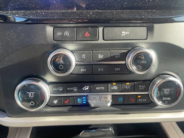 Used 2024 Ford Expedition XLT RWD image 34