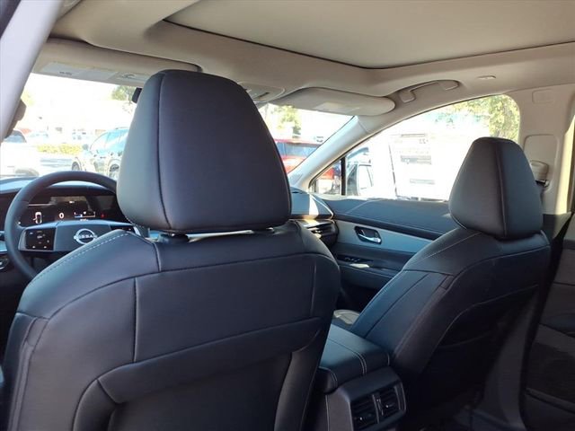 New 2026 Nissan Murano SL image 16