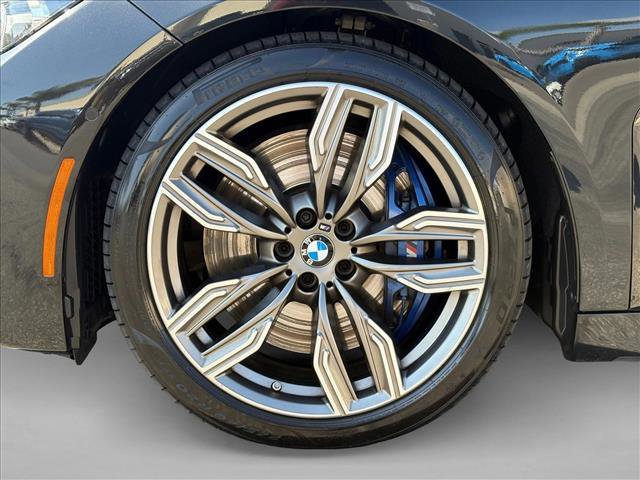 Used 2022 BMW M760i xDrive w/ Luxury Rear Seating Package AWD/4WD image 28