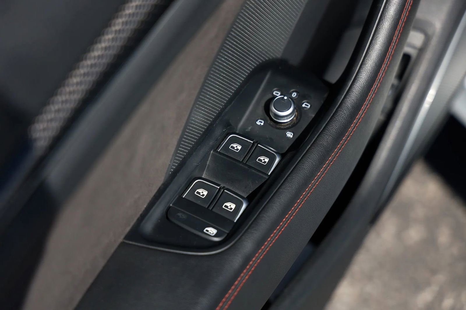 Used 2018 Audi RS 3 w/ Technology Package AWD/4WD image 40