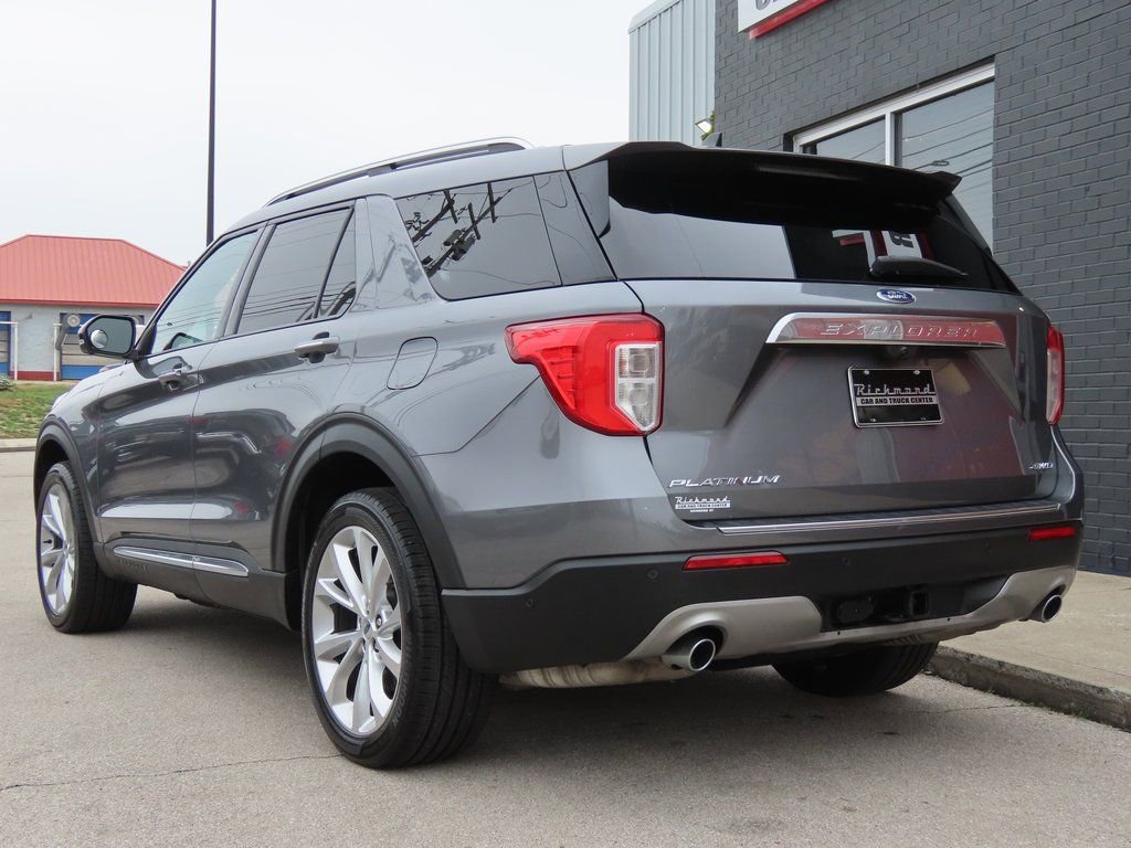 Used 2022 Ford Explorer Platinum w/ Premium Technology Package image 16