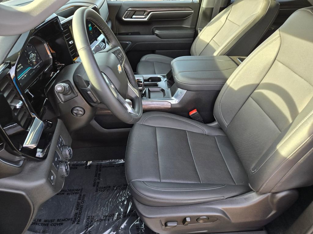 Certified 2023 Chevrolet Silverado 1500 LTZ w/ LTZ Premium Package image 10