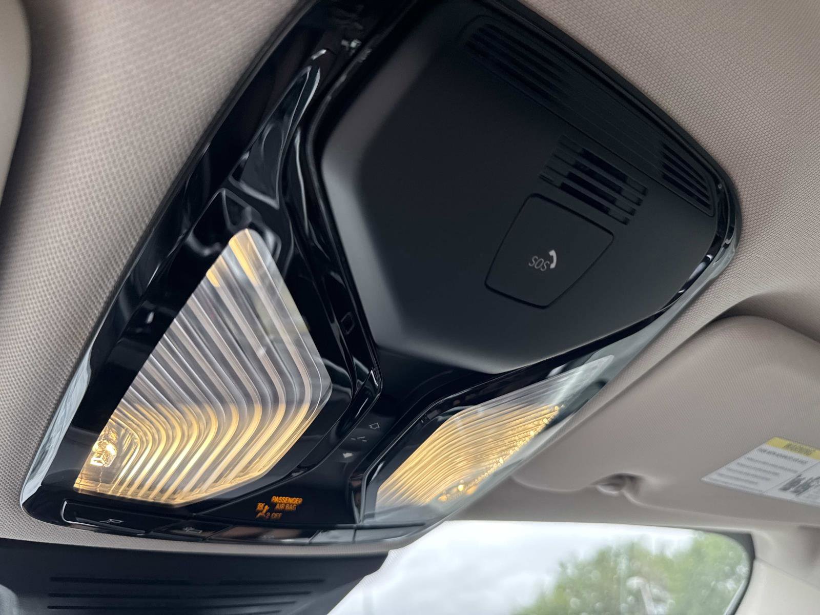 Used 2026 BMW X7 xDrive40i w/ Premium Package image 28