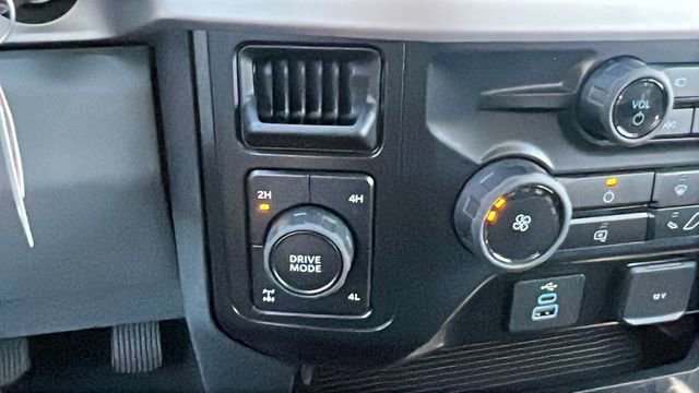 New 2026 Ford F350 XL w/ STX Appearance Package AWD/4WD image 28