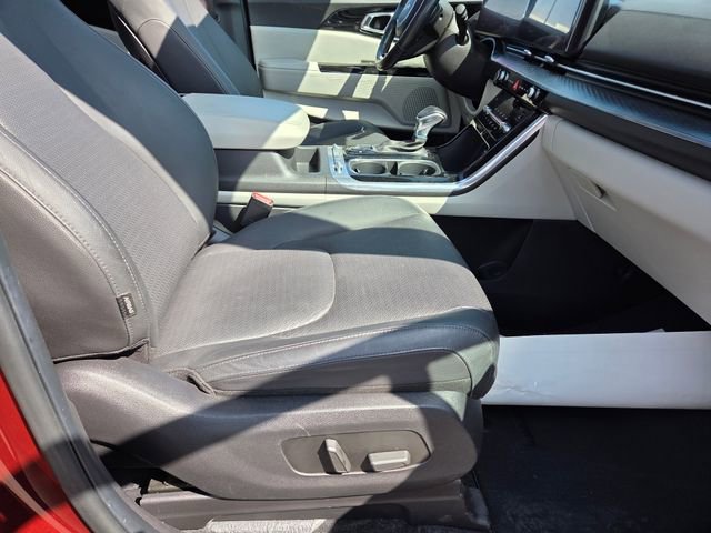 Used 2024 Kia Carnival SX Prestige FWD image 42