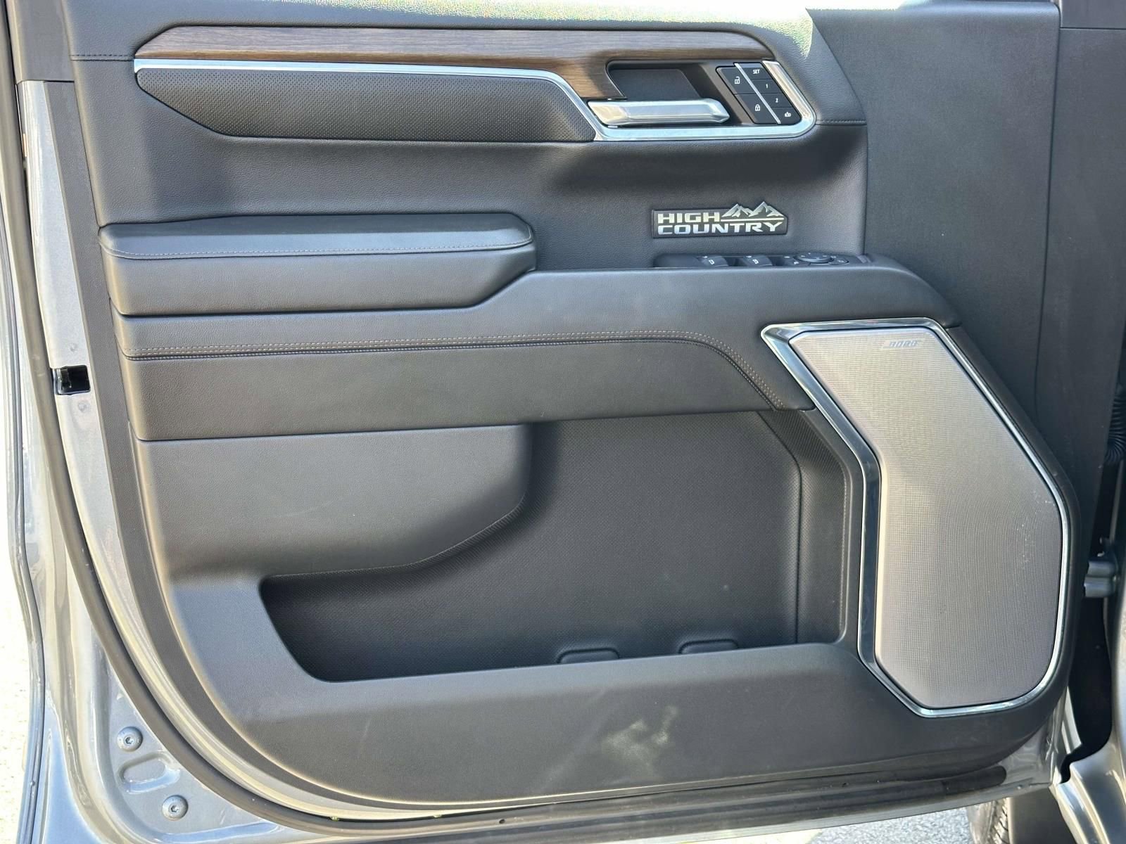 Used 2024 Chevrolet Silverado 1500 High Country w/ High Country Premium Package image 20