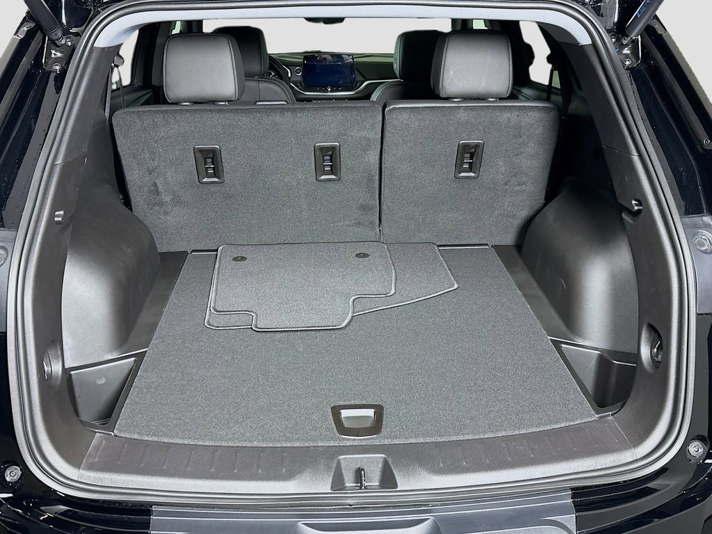 New 2025 Chevrolet Blazer LT w/ Sound & Technology Package image 28