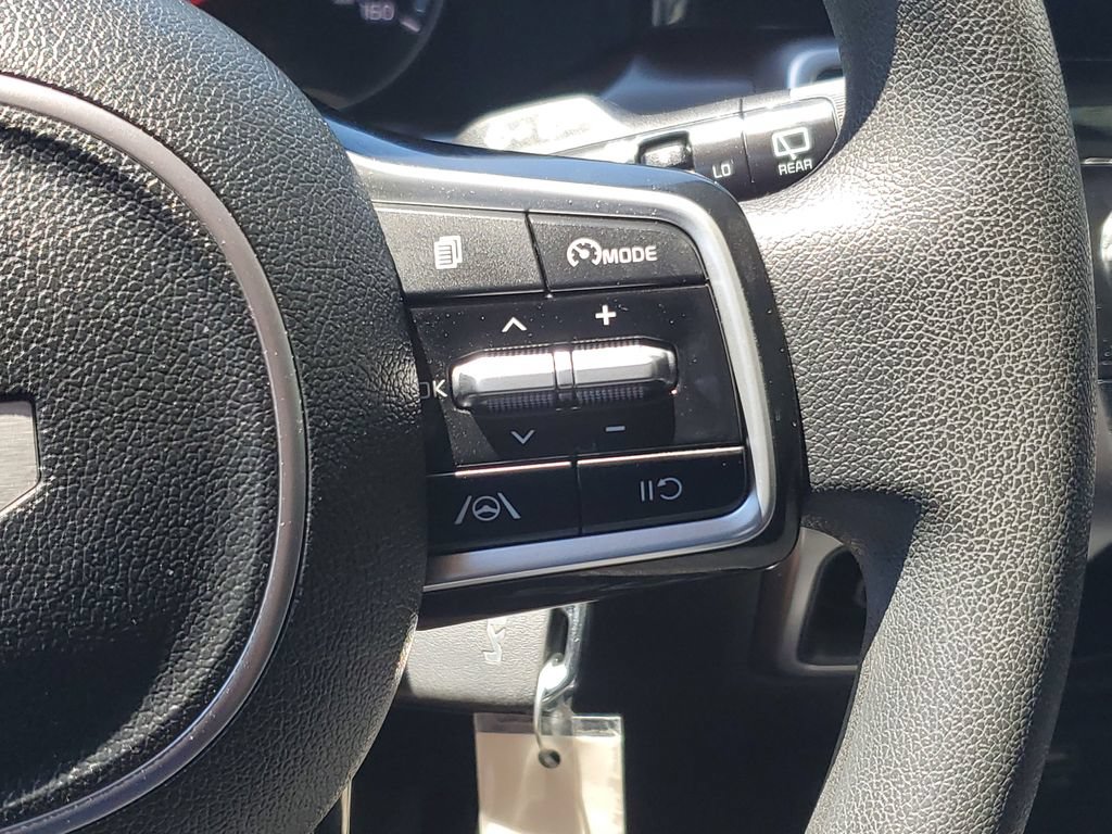 Used 2022 Kia Sorento LX FWD image 25