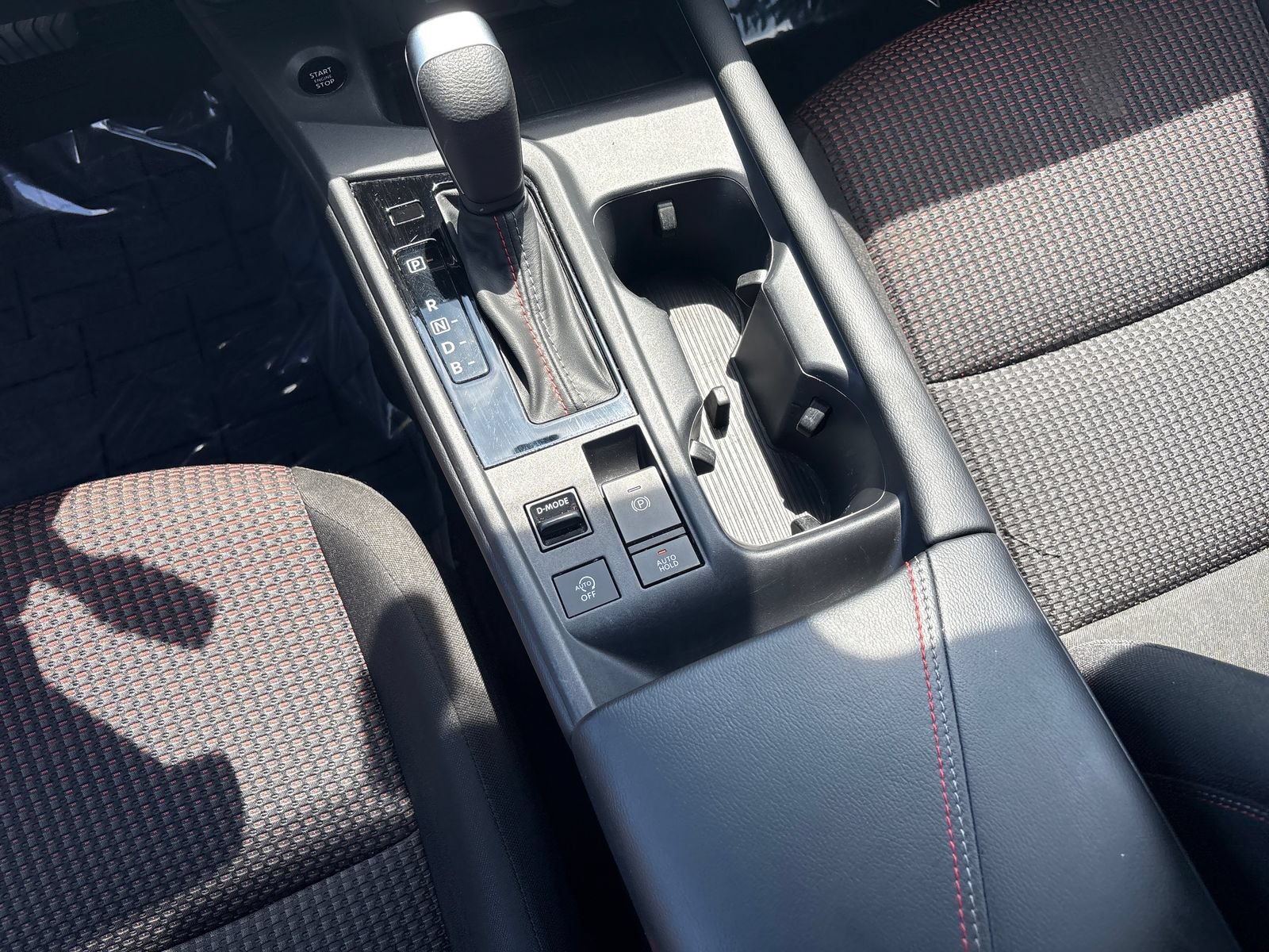 Used 2026 Nissan Sentra SR w/ Floor Mat Package FWD image 40