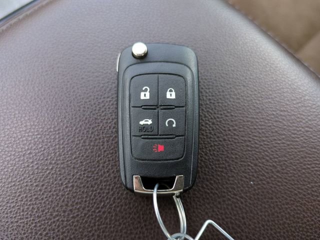 Used 2015 Chevrolet Impala LT w/ Convenience Package FWD image 35