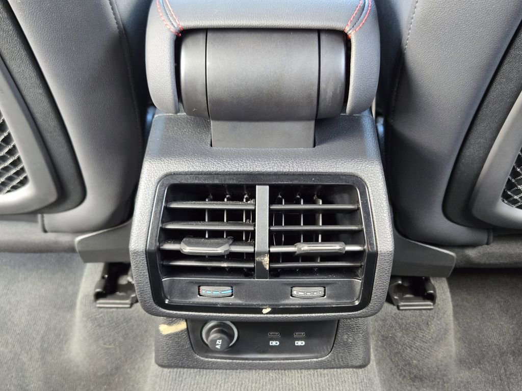 Certified 2025 Audi Q3 2.0T Premium Plus w/ Premium Plus Package image 38