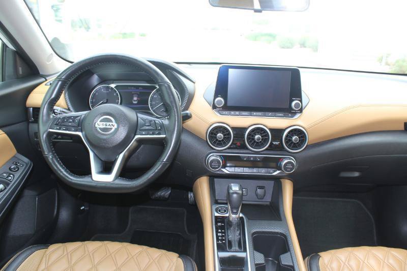Used 2022 Nissan Sentra SV w/ SV Premium Package FWD image 20