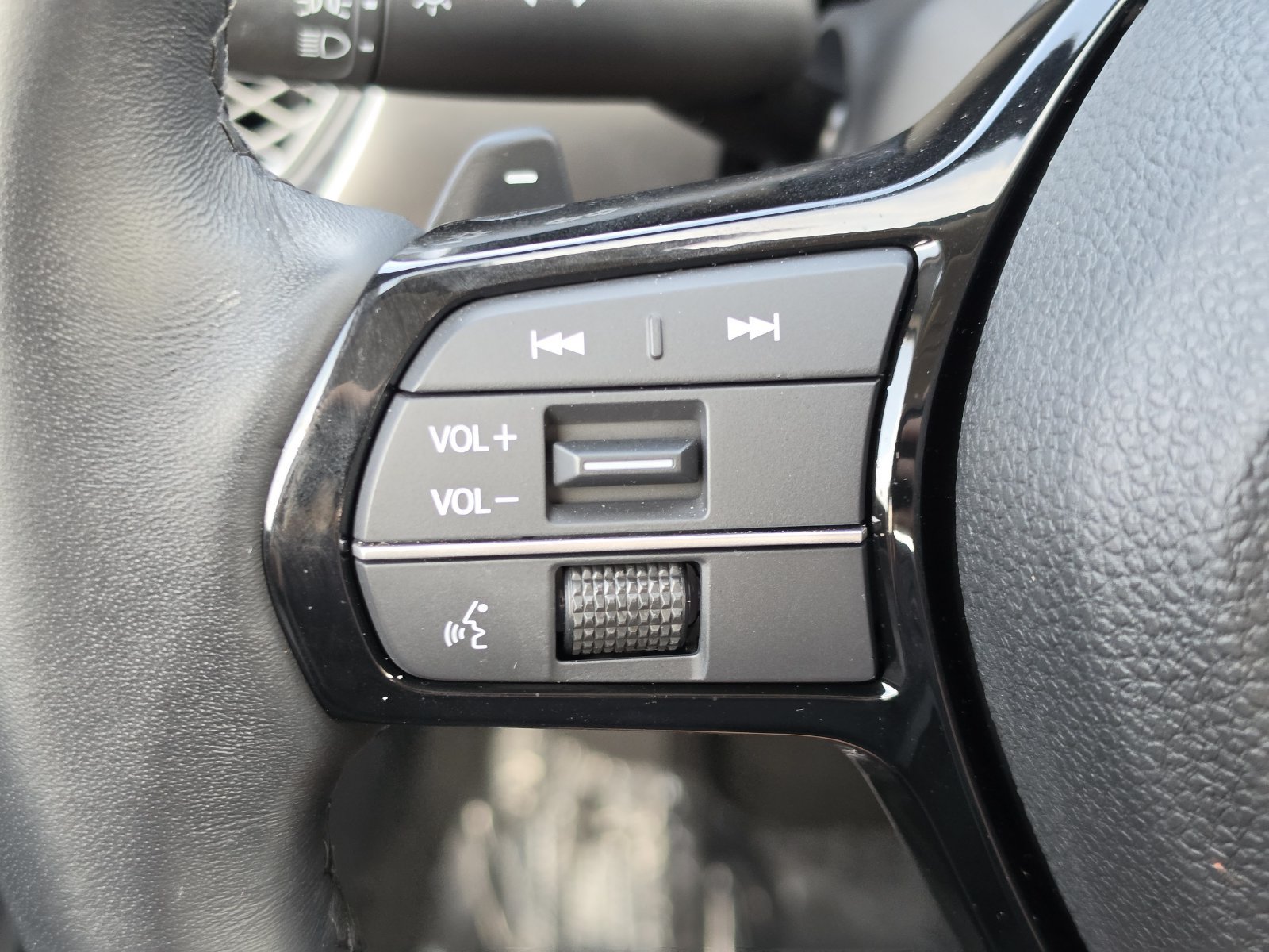 Used 2025 Acura Integra FWD image 16