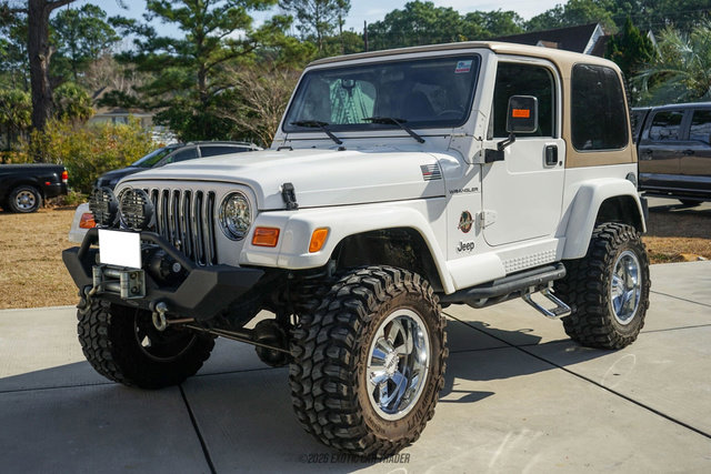 Used 2002 Jeep Wrangler Sahara AWD/4WD image 14