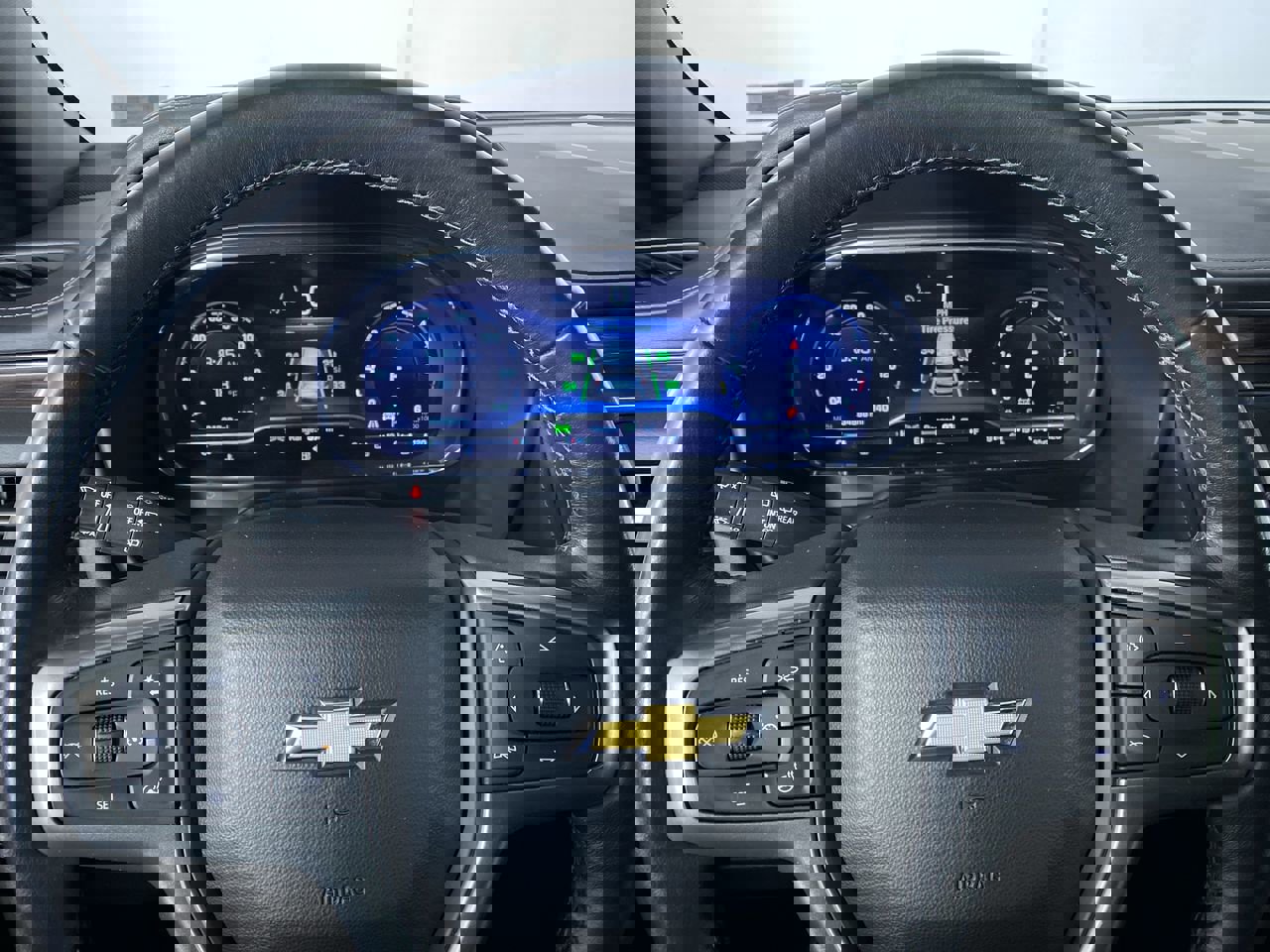 Certified 2022 Chevrolet Tahoe LT w/ Luxury Package image 3