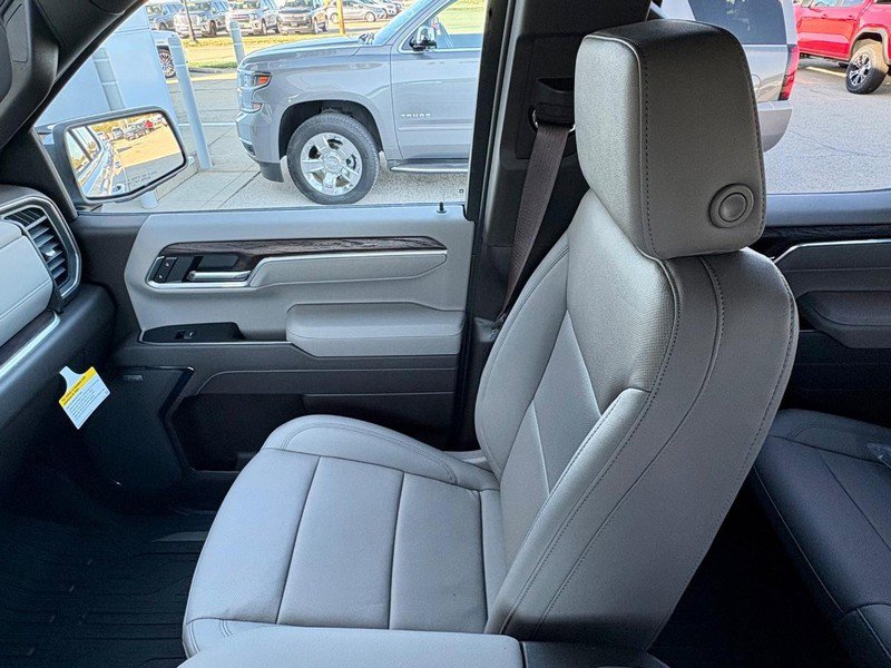 New 2026 GMC Sierra 1500 SLT w/ SLT Premium Plus Package image 15
