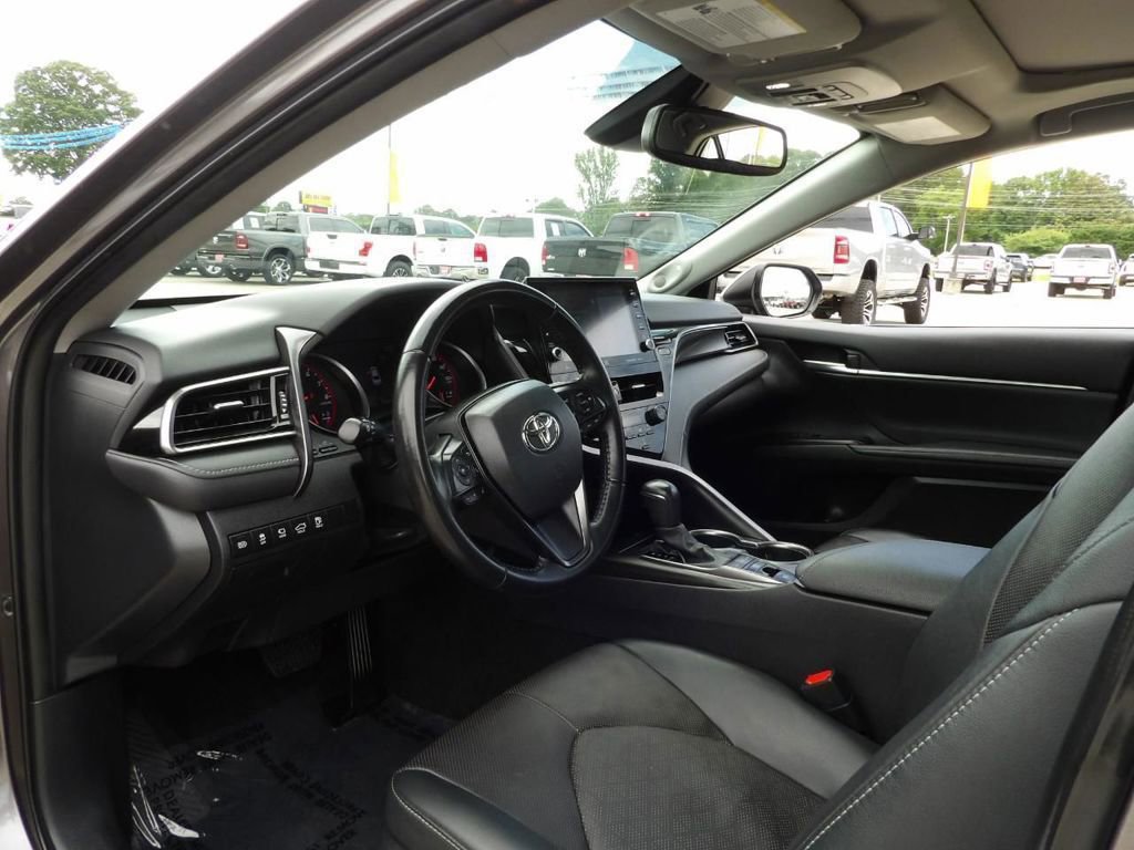 Used 2024 Toyota Camry XSE w/ Navigation Package FWD image 5