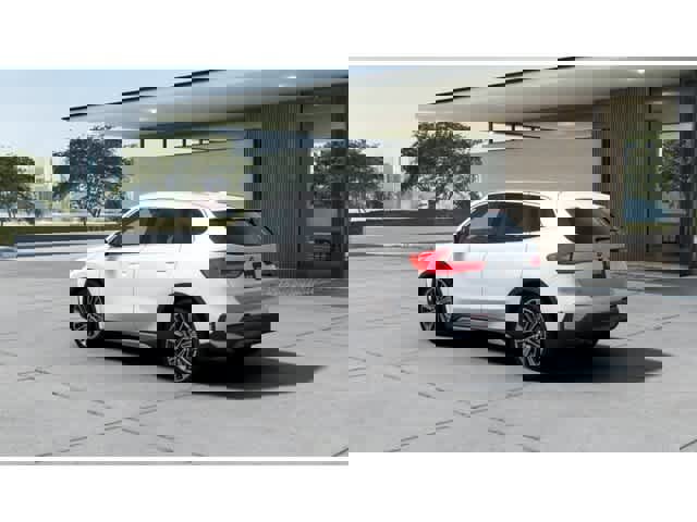 New 2026 BMW X1 xDrive28i w/ Convenience Package image 2