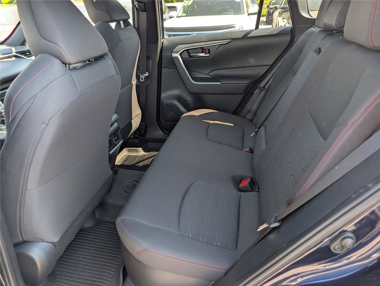 Used 2024 Toyota RAV4 SE w/ Weather & Moonroof Package AWD/4WD image 16