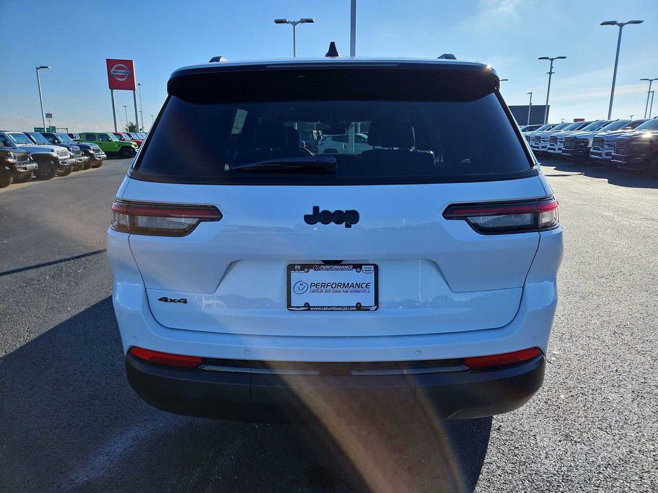 New 2025 Jeep Grand Cherokee L Altitude image 6